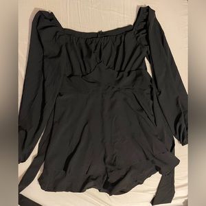 Black romper size small